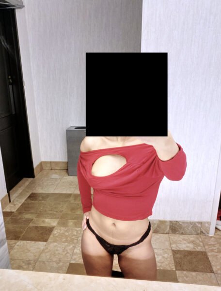 Destressing With Attractive College Girl